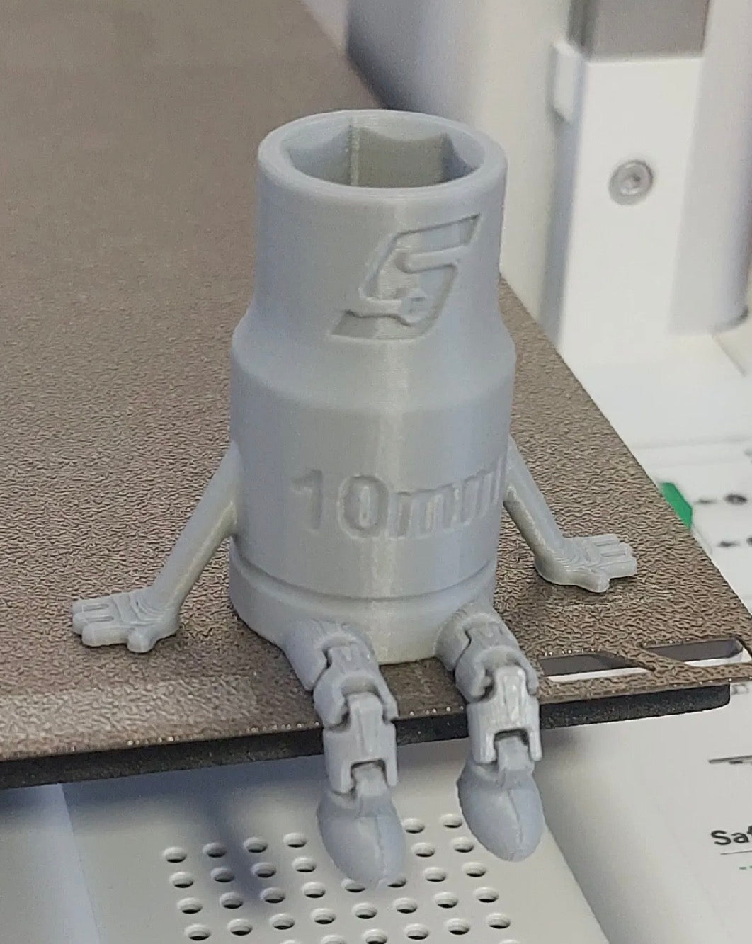 10mm Socket Buddy